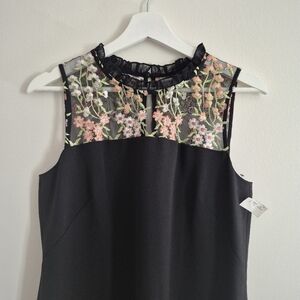 Karl Lagerfeld Paris Floral Embroidered Black Shift Dress Size 6 NWT